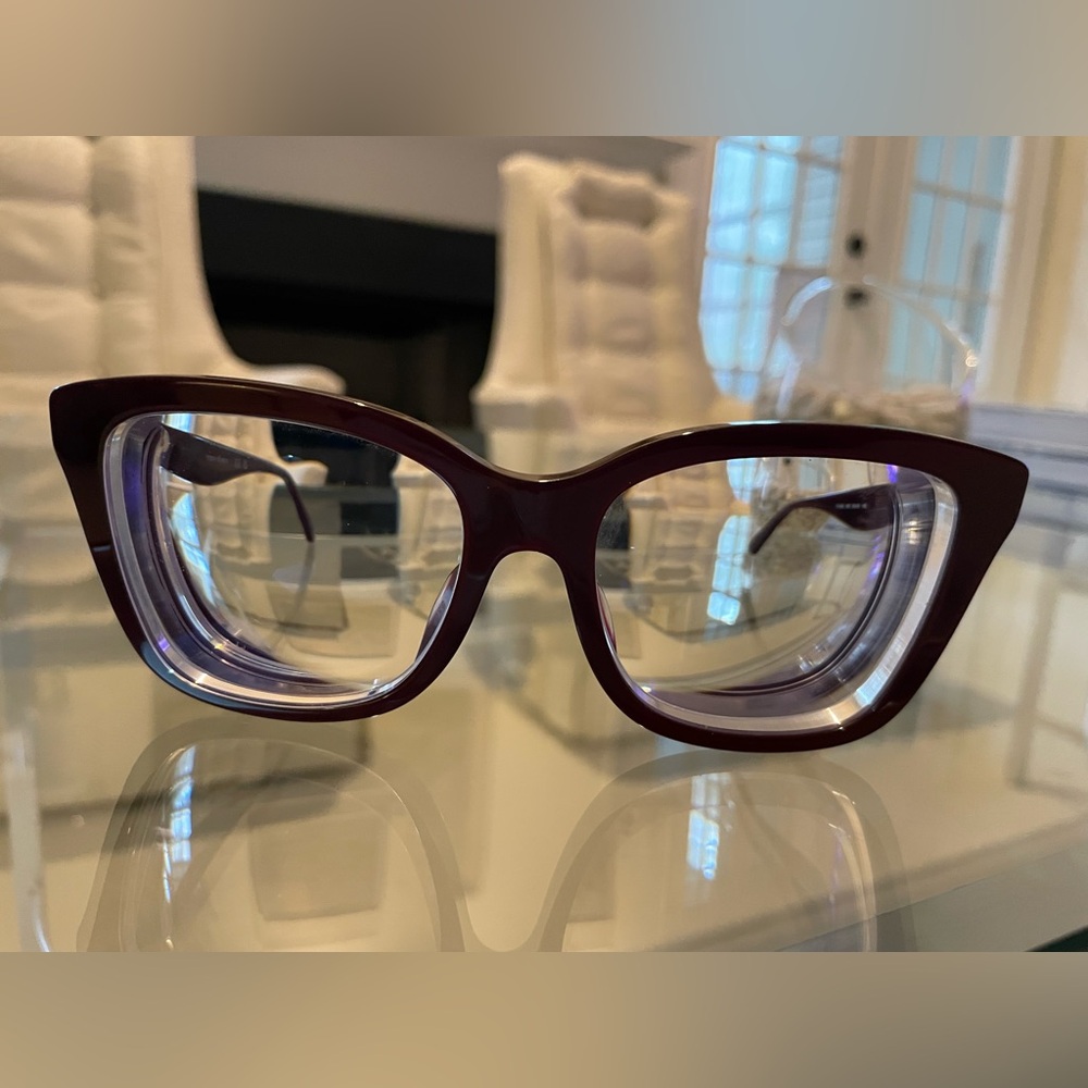 Tory Burch Oversized Glasses - Picture 3 of 6